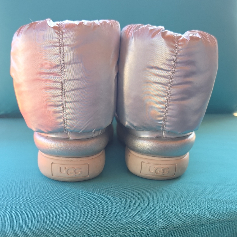 Ugg Silver Maxi Puff - image 1